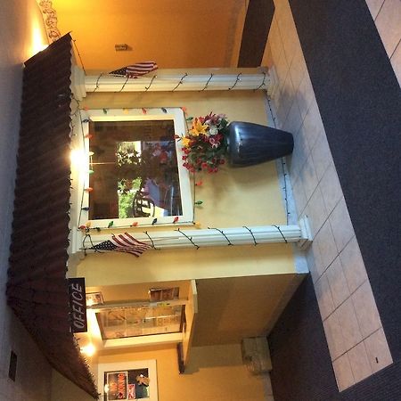 Regency Inn Bridgeport-Frankenmuth 外观 照片